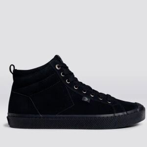 Cariuma Black Suede Sneakers